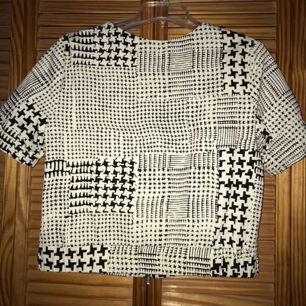 CAbi Coupe Houndstooth Bomber‎ Jacket Style 931 Size Medium - Picture 2 of 7